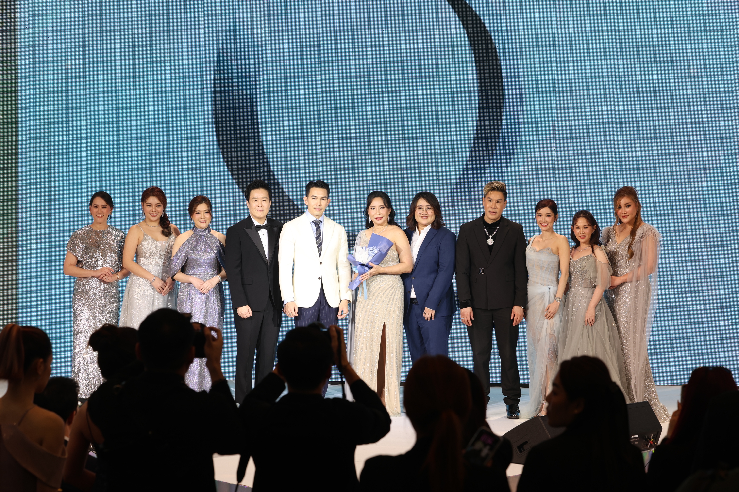 SLC Clinic คว้า 4 รางวัลทรงคุณค่าในงานฉลอง 10 ปี Quantum Healthcare